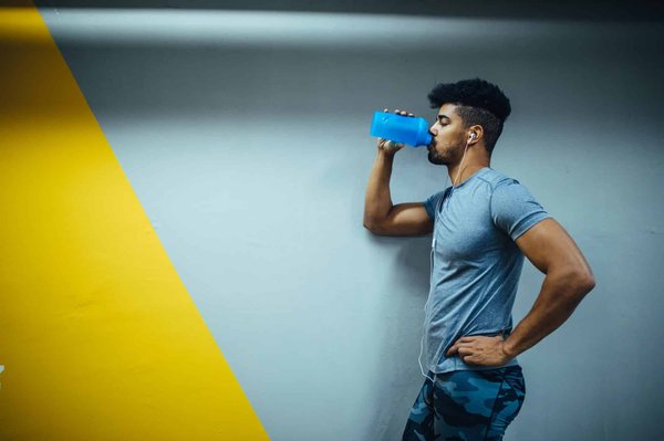les avantages d'une bonne hydratation pour les seniors