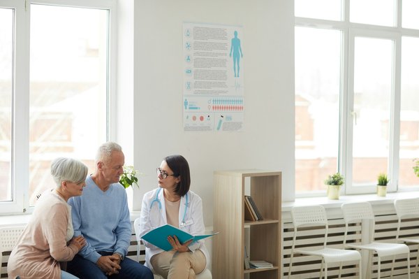 Importance de souscrire à une complémentaire santé pour sénior